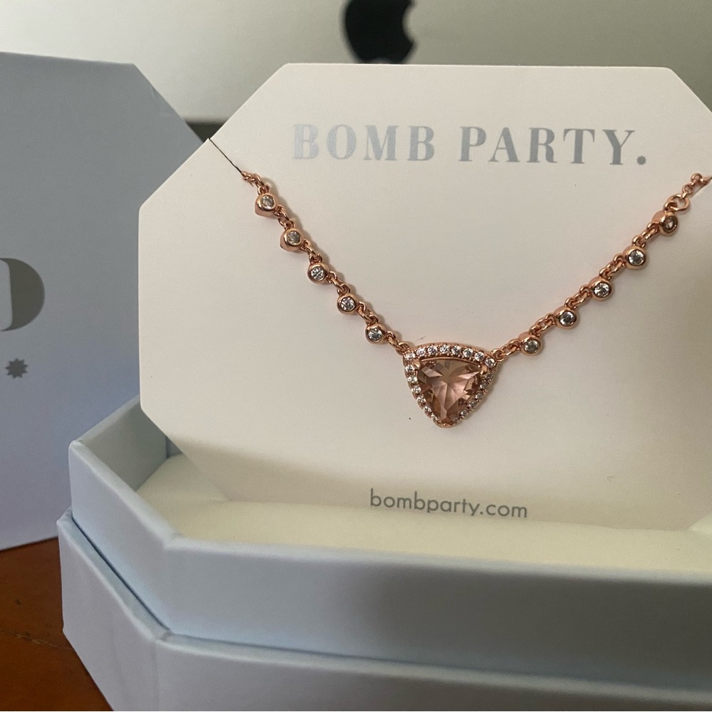 Bomb party necklace